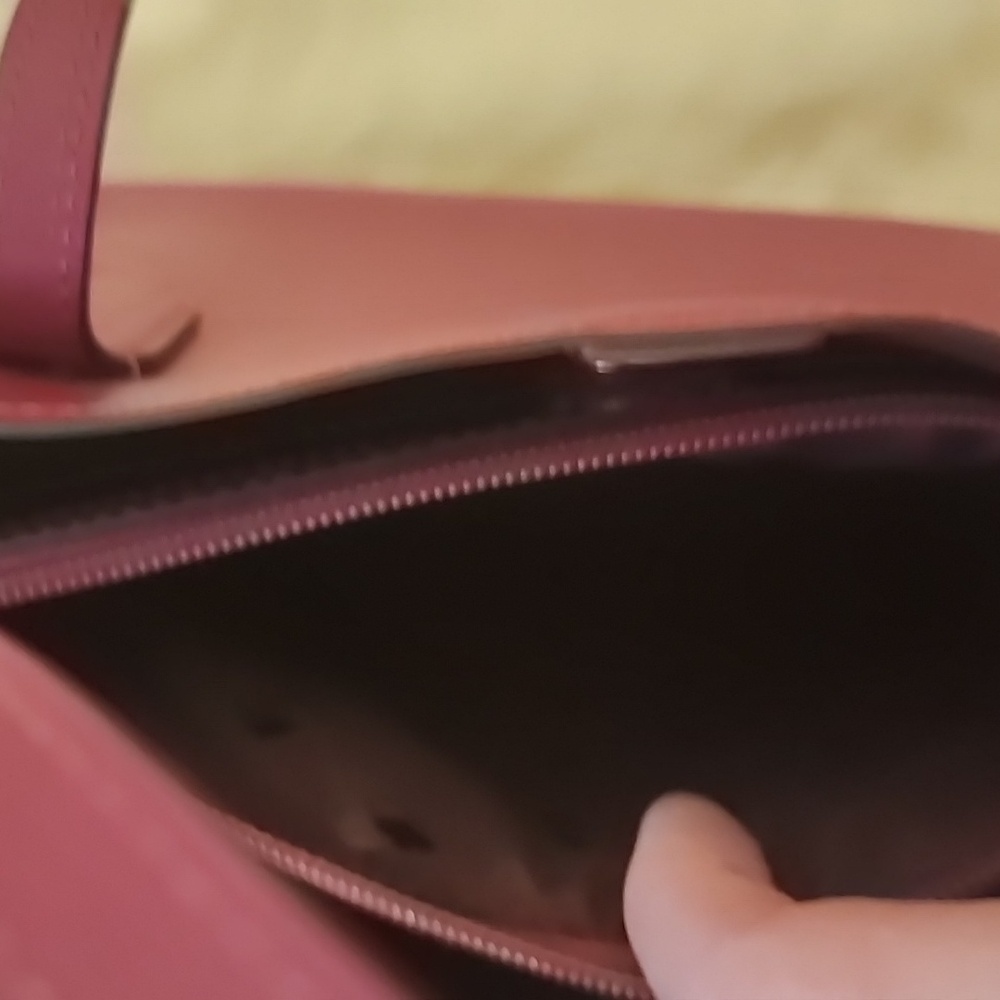 Gorgeous Kate Spade Bag - Picture 6 of 9